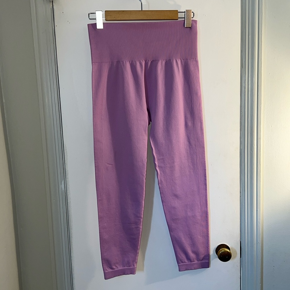 New Donna Karan leggings for work outs, matching top also available